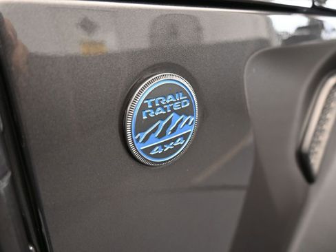 Used 2024 Jeep Wrangler Unlimited AWD/4WD image 49