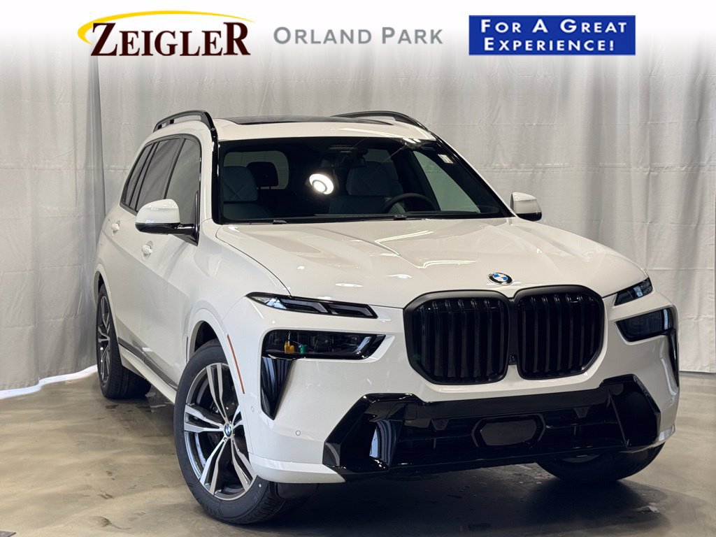 Used 2026 BMW X7 xDrive40i w/ M Sport Package AWD/4WD image 1