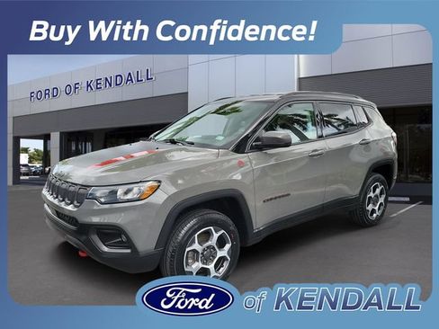 Used 2022 Jeep Compass Trailhawk AWD/4WD image 1