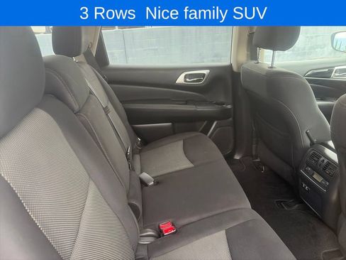 Used 2020 Nissan Pathfinder SV FWD image 17