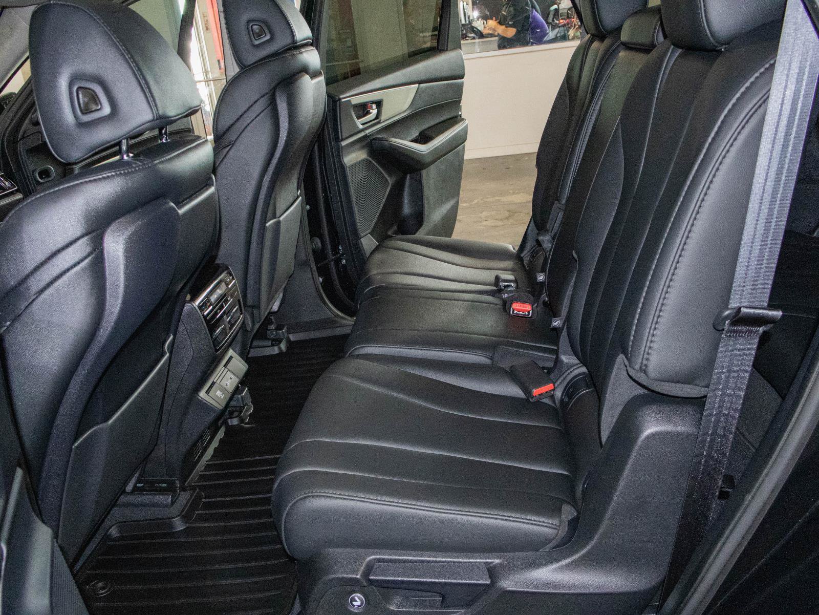 Used 2024 Acura MDX FWD image 14