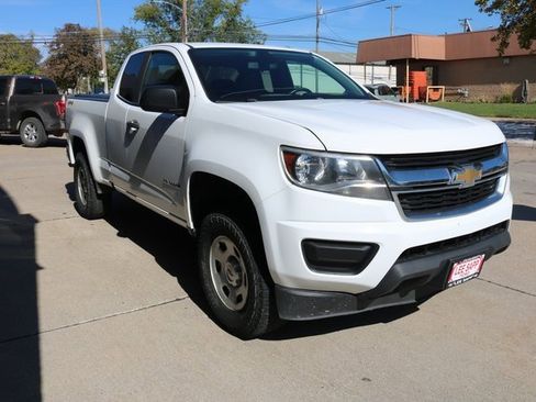 Used 2018 Chevrolet Colorado W/T w/ WT Convenience Package image 8