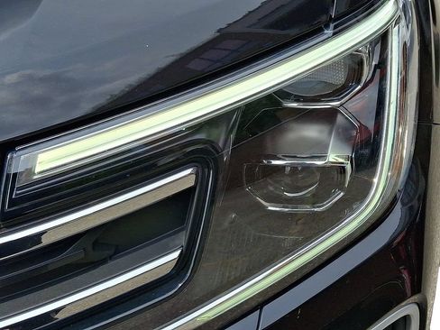 Used 2025 Volkswagen Atlas SE FWD image 10