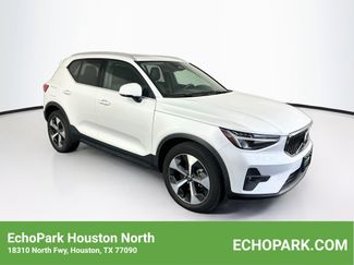 Used 2023 Volvo XC40 B5 Plus w/ Protection Package Premier AWD/4WD video 1