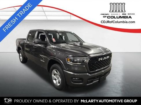 Used 2025 RAM 1500 Big Horn AWD/4WD image 1