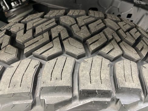 Used 2024 Ford Bronco Big Bend image 10