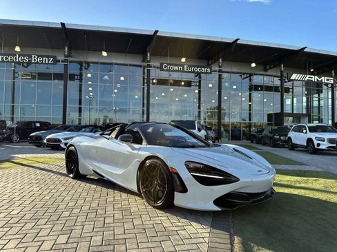 Used 2020 McLaren 720S Performance image 3
