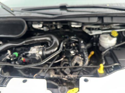 Used 2022 Ford Transit 350 XLT image 10