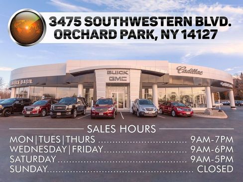 Used 2021 Chevrolet Traverse LS image 11