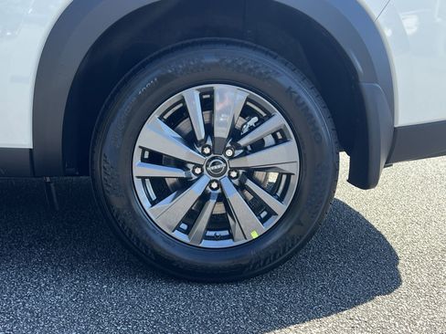 New 2026 Nissan Pathfinder SV AWD/4WD image 27