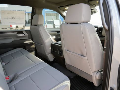 New 2026 Chevrolet Silverado 3500 LT AWD/4WD image 20