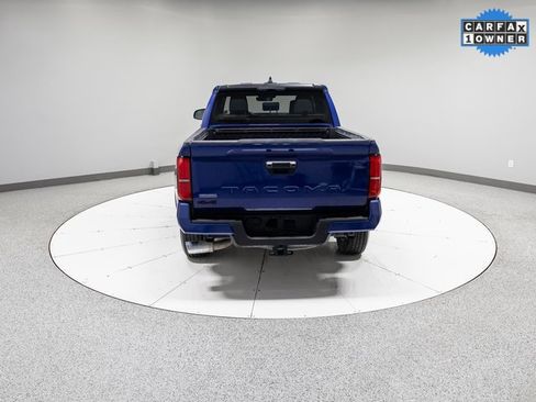 Used 2025 Toyota Tacoma SR5 image 30