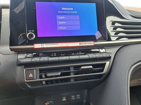 New 2026 Toyota Camry SE FWD image 10