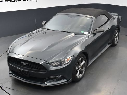 Used 2015 Ford Mustang Convertible w/ Equipment Group 051A RWD image 9