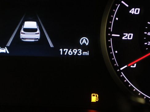 Certified 2023 Hyundai Santa Fe SEL image 37