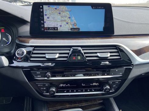 Used 2018 BMW M550i xDrive image 18