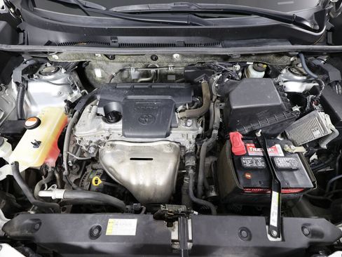 Used 2015 Toyota RAV4 LE AWD/4WD image 39
