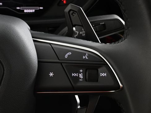 Used 2022 Lamborghini Urus image 43