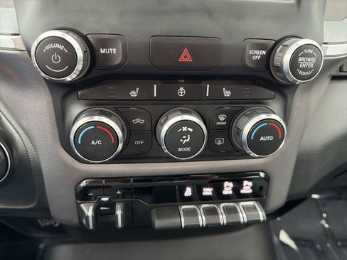 Used 2019 RAM 1500 Big Horn image 19