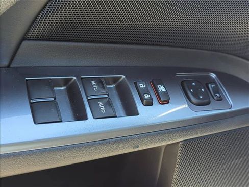 Used 2013 Lexus IS 250C RWD image 8