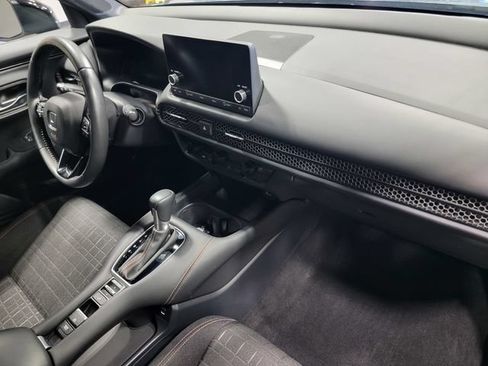 Certified 2024 Honda HR-V Sport image 17
