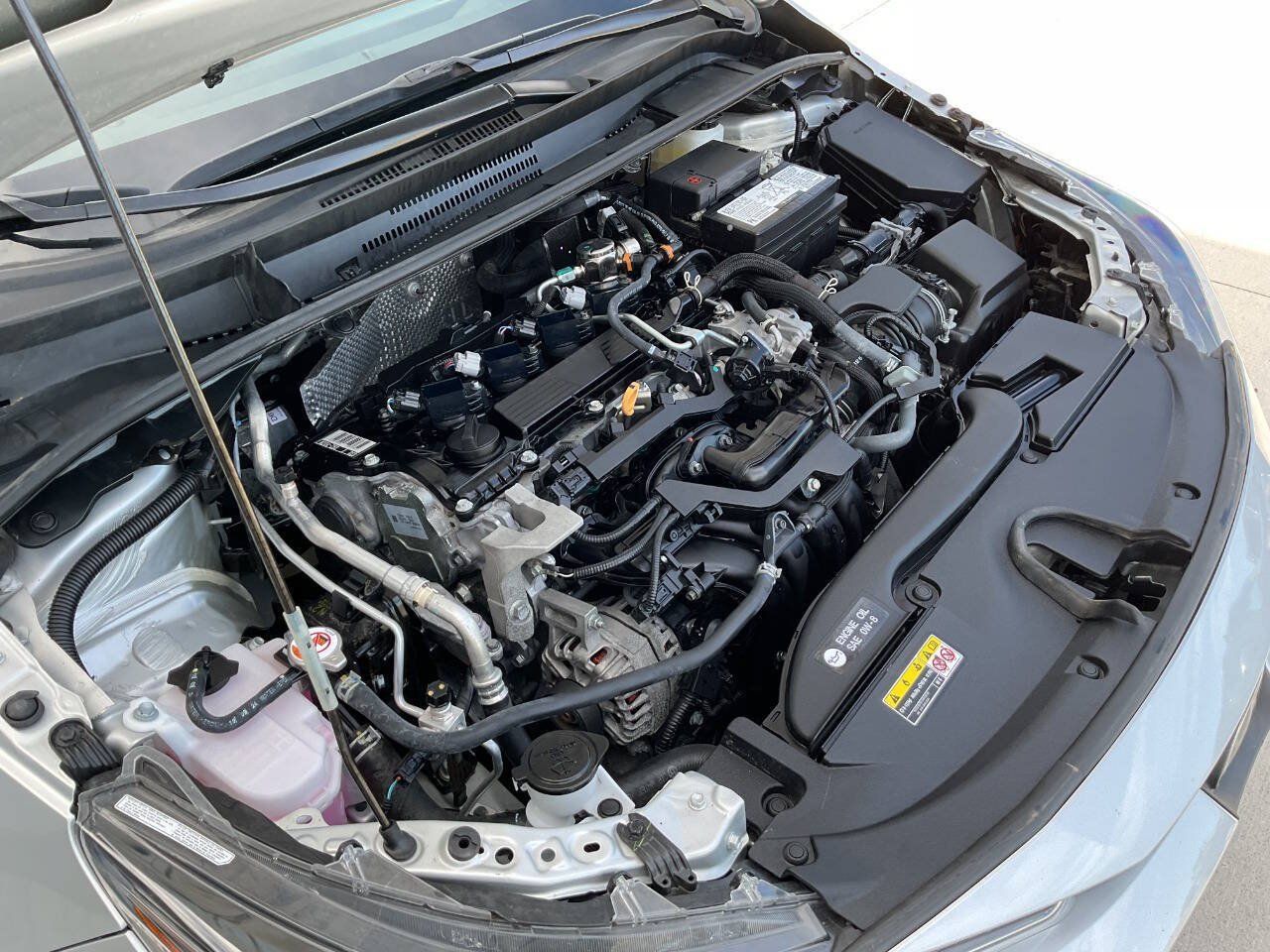 Used 2025 Toyota Corolla LE FWD image 53
