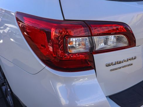 Used 2019 Subaru Outback 3.6R Touring w/ Popular Package #3A image 7