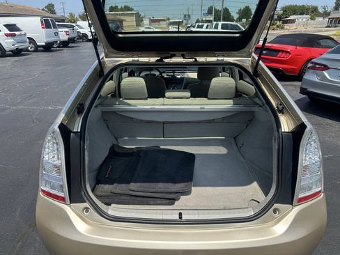 Used 2011 Toyota Prius Two FWD image 14
