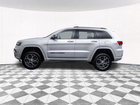 Used 2021 Jeep Grand Cherokee Overland AWD/4WD image 7
