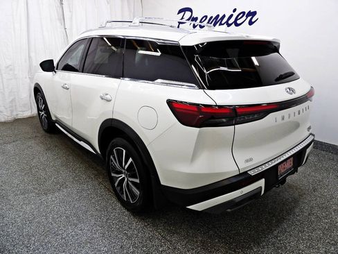 Used 2025 INFINITI QX60 Sensory w/ Vision Package AWD/4WD image 4