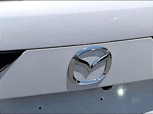 Used 2024 MAZDA CX-90 Plug-In Hybrid w/ Preferred AWD/4WD image 29