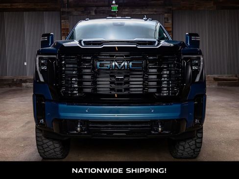 Used 2026 GMC Sierra 3500 Denali Ultimate image 4