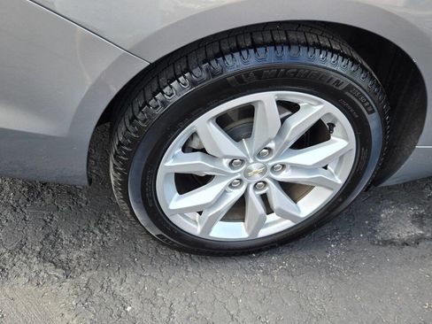 Used 2017 Chevrolet Impala LT w/ Leather Package image 24