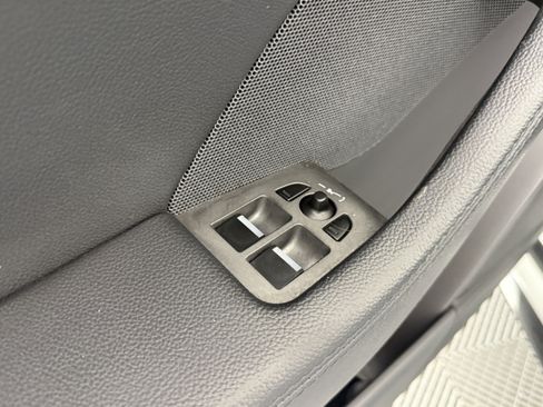 Used 2015 Jaguar F-TYPE S image 12