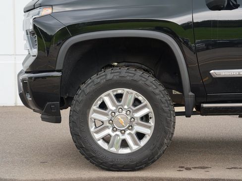 Certified 2024 Chevrolet Silverado 3500 High Country w/ High Country Premium Package AWD/4WD image 11