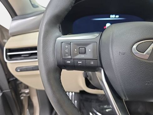 Used 2024 INFINITI QX60 Luxe w/ Performance Audio Package AWD/4WD image 17