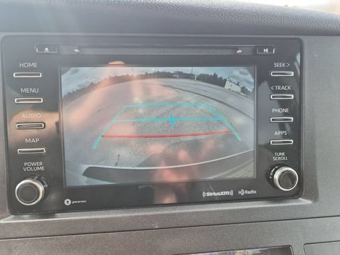 Used 2019 Toyota Sienna LE AWD/4WD image 16