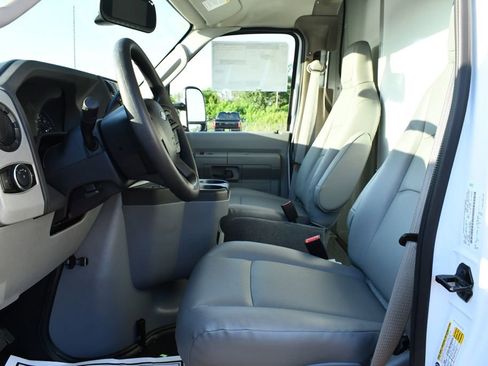 New 2027 Ford E-350 and Econoline 350 Super Duty w/ Power Equipment Group RWD image 6