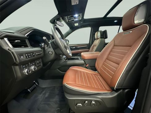 Used 2024 GMC Yukon Denali Ultimate w/ LPO, Floor Liner Package image 26