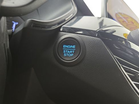 Used 2024 Ford Escape ST-Line AWD/4WD image 23