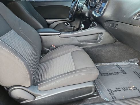 Used 2020 Dodge Challenger SXT image 19