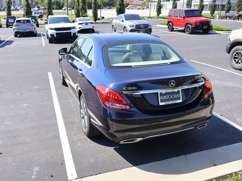 Used 2018 Mercedes-Benz C 300 4MATIC Sedan image 14
