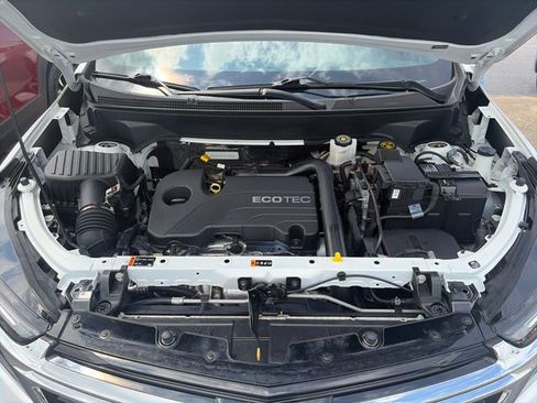 Used 2022 Chevrolet Equinox Premier FWD image 28