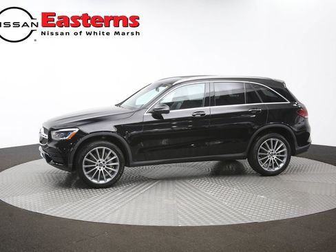 Used 2022 Mercedes-Benz GLC 300 4MATIC w/ AMG Line image 60