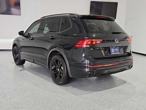 Certified 2024 Volkswagen Tiguan SE R-Line w/ MDO Package, Three-Row FWD image 2