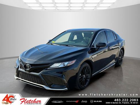 Used 2024 Toyota Camry XSE image 1