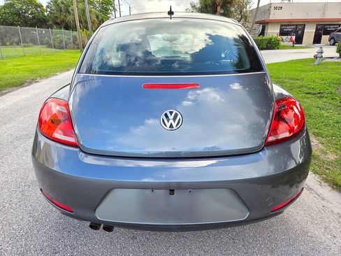 Used 2013 Volkswagen Beetle 2.5 FWD image 14