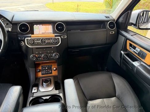 Used 2015 Land Rover LR4 HSE LUX image 12