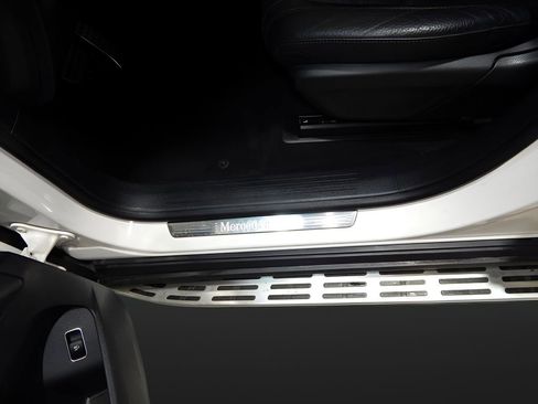 Used 2022 Mercedes-Benz GLS 450 4MATIC image 12