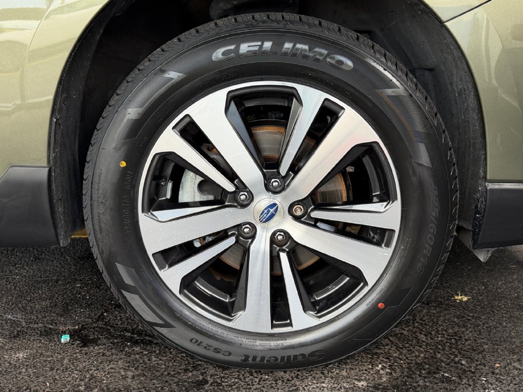 Used 2018 Subaru Outback 2.5i Limited AWD/4WD image 47